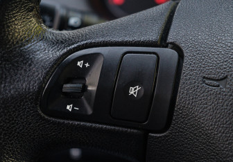 Подержанный автомобиль Kia Ceed Hatchback 2010 года (20 фото)