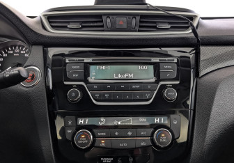 Подержанный автомобиль Nissan X-Trail 2017 года (17 фото)