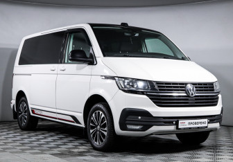 Подержанный автомобиль Volkswagen Transporter Minivan 2021 года (3 фото)