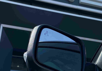 Подержанный автомобиль Ford Explorer 2018 года (22 фото)