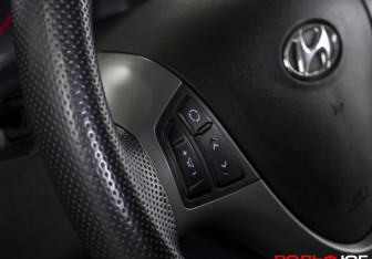 Подержанный автомобиль Hyundai i30 Hatchback 2011 года (17 фото)