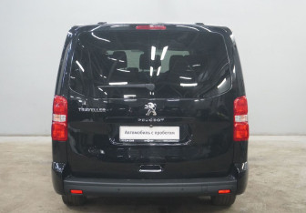 Подержанный автомобиль Peugeot Traveller 2020 года (6 фото)