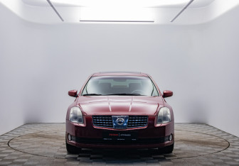 Подержанный автомобиль Nissan Maxima 2006 года (8 фото)