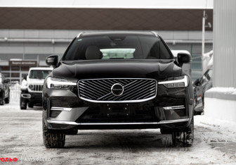 Новый Volvo XC60 2025 (4 фото)