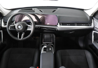 Новый BMW X1 2025 (11 фото)