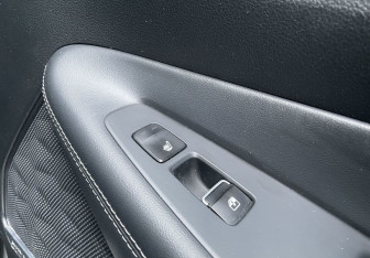 Подержанный автомобиль Hyundai Santa Fe 2019 года (25 фото)