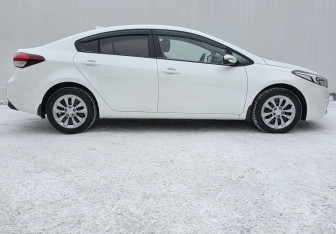 Подержанный автомобиль Kia Cerato Sedan 2018 года (4 фото)