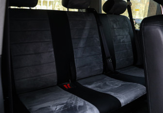 Подержанный автомобиль Volkswagen Caravelle 2021 года (10 фото)