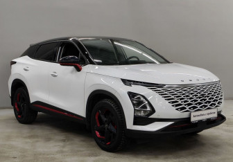 Подержанный автомобиль Omoda C5 2023 года (3 фото)