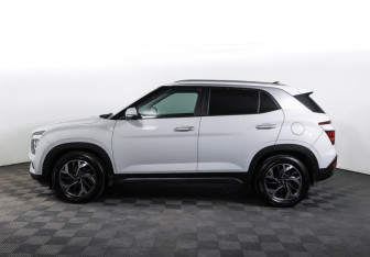 Подержанный автомобиль Hyundai Creta 2021 года (8 фото)