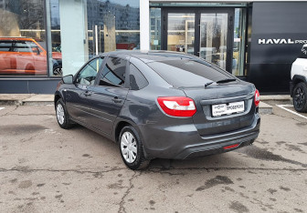 Подержанный автомобиль LADA (ВАЗ) Granta Hatchback 2018 года (7 фото)