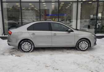 Подержанный автомобиль Skoda Rapid Liftback 2020 года (4 фото)