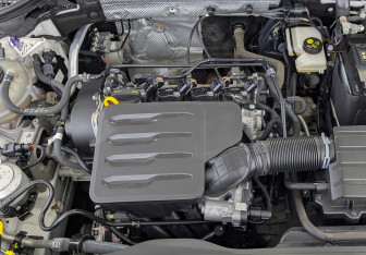 Подержанный автомобиль Skoda Octavia Liftback 2022 года (9 фото)