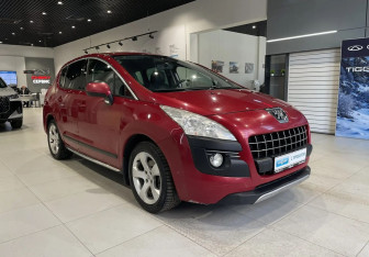 Подержанный автомобиль Peugeot 3008 2011 года (3 фото)