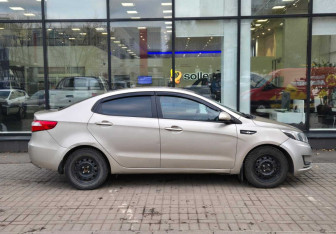 Подержанный автомобиль Kia Rio Sedan 2014 года (4 фото)