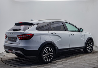 Подержанный автомобиль LADA (ВАЗ) Vesta Wagon 2018 года (5 фото)