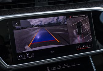 Подержанный автомобиль Audi A6 Sedan 2020 года (15 фото)