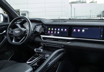 Подержанный автомобиль Geely Monjaro 2024 года (16 фото)