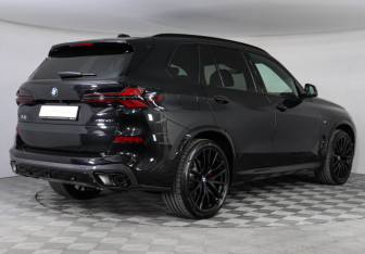 Новый BMW X5 2026 (2 фото)