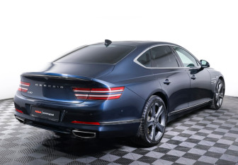 Подержанный автомобиль Genesis G80 2021 года (5 фото)