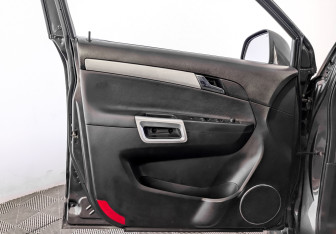 Подержанный автомобиль Opel Antara 2015 года (19 фото)