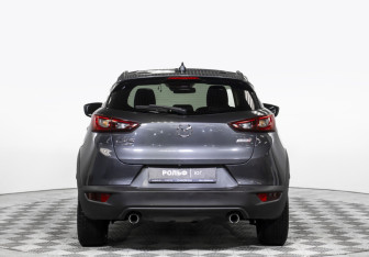 Подержанный автомобиль Mazda CX-3 2015 года (6 фото)