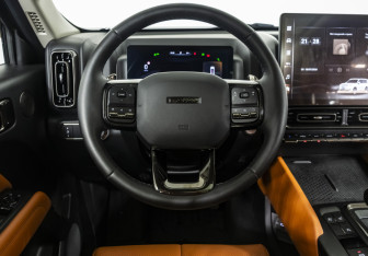 Подержанный автомобиль Haval H9 2024 года (10 фото)