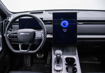 Подержанный автомобиль Jaecoo J7 2024 года (13 фото)