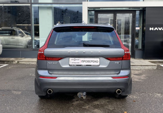 Подержанный автомобиль Volvo XC60 2021 года (6 фото)