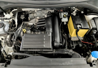 Подержанный автомобиль Volkswagen Tiguan 2021 года (9 фото)