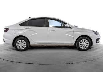 Подержанный автомобиль LADA (ВАЗ) Vesta Sedan 2024 года (4 фото)