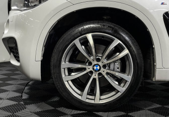 Подержанный автомобиль BMW X6 2019 года (8 фото)