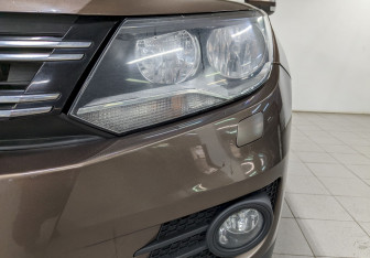 Подержанный автомобиль Volkswagen Tiguan 2014 года (16 фото)