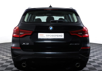 Подержанный автомобиль BMW X3 2019 года (6 фото)