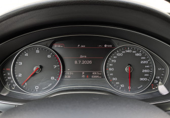 Подержанный автомобиль Audi A6 Sedan 2012 года (16 фото)