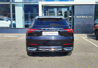Подержанный автомобиль Haval F7 2021 года (6 фото)