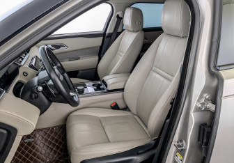 Подержанный автомобиль Land Rover Range Rover Velar 2018 года (20 фото)