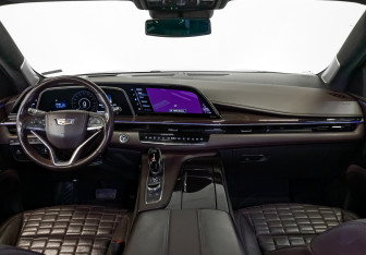 Подержанный автомобиль Cadillac Escalade Suv 2021 года (13 фото)
