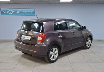 Подержанный автомобиль Toyota Ist 2007 года (5 фото)