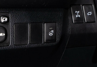 Подержанный автомобиль Toyota RAV4 2015 года (11 фото)