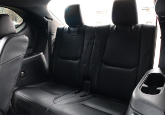 Подержанный автомобиль Mazda CX-9 2018 года (13 фото)