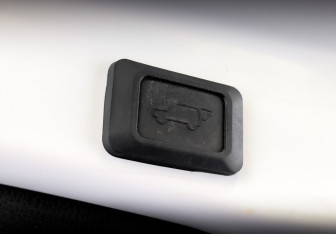 Подержанный автомобиль Toyota RAV4 2021 года (25 фото)