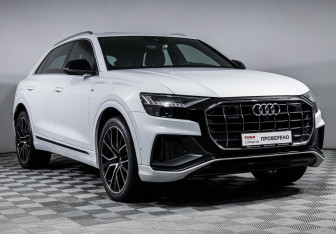Подержанный автомобиль Audi Q8 2019 года (3 фото)