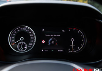 Подержанный автомобиль Genesis G70 2021 года (9 фото)