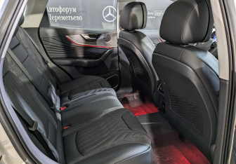 Новый Hongqi HS5 2024 (12 фото)