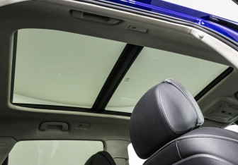 Подержанный автомобиль Hongqi HS5 2021 года (24 фото)