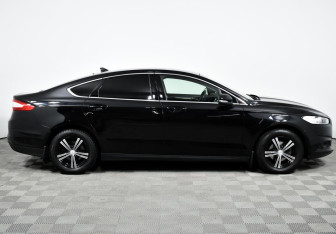 Подержанный автомобиль Ford Mondeo Sedan 2017 года (4 фото)