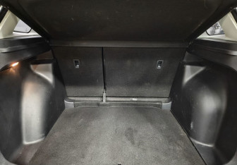 Подержанный автомобиль Jetta VS7 2023 года (9 фото)