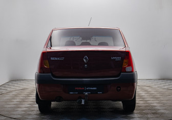 Подержанный автомобиль Renault Logan Sedan 2009 года (4 фото)