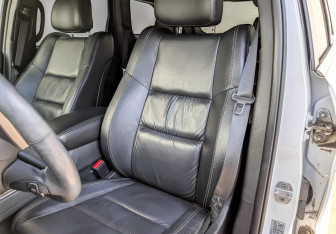 Подержанный автомобиль Jeep Grand Cherokee 2016 года (20 фото)